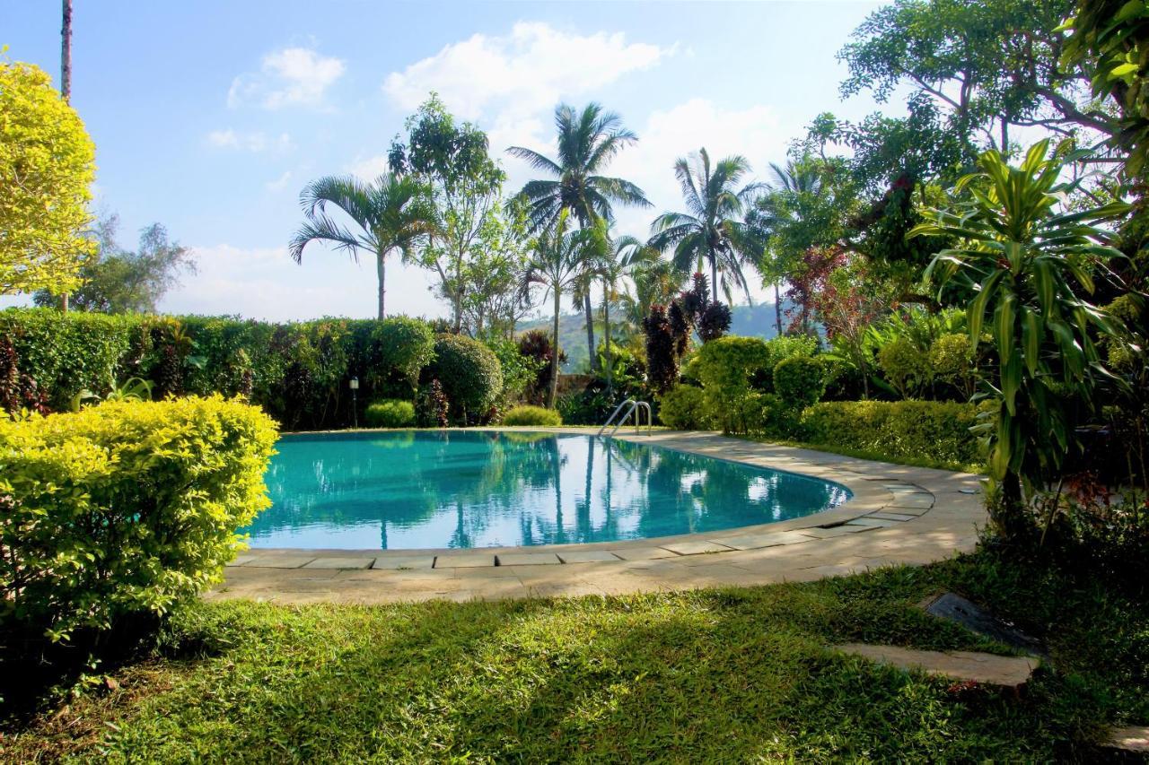 Hotel Coorg International Madikeri Exterior photo