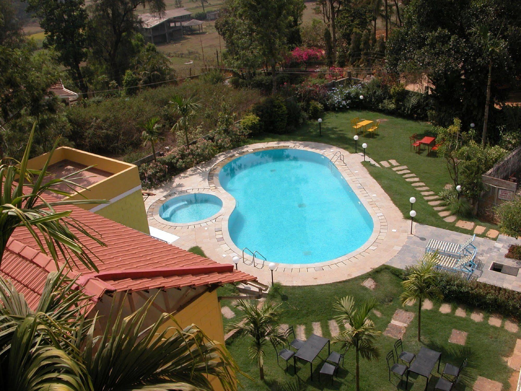 Hotel Coorg International Madikeri Exterior photo