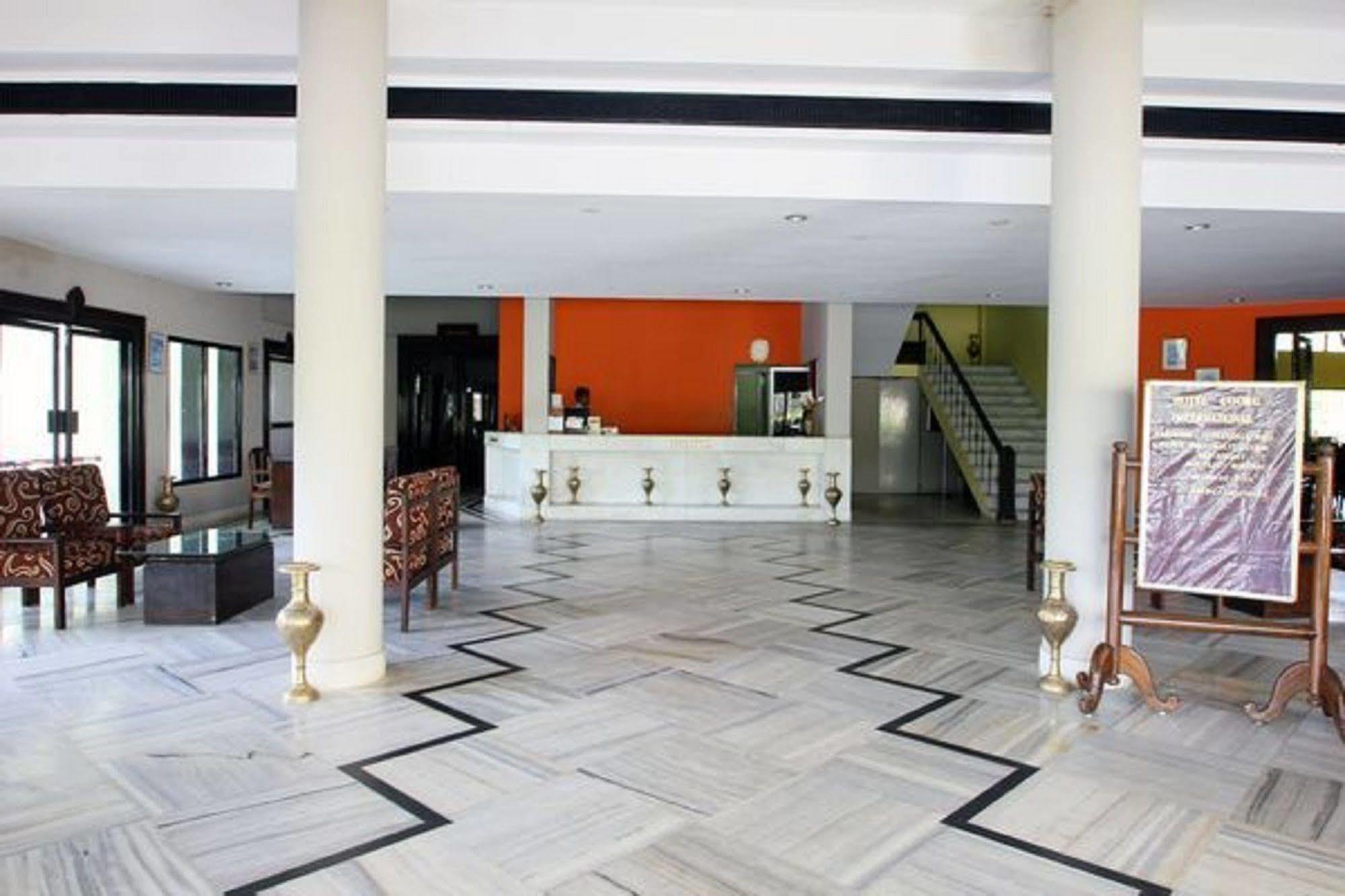 Hotel Coorg International Madikeri Exterior photo