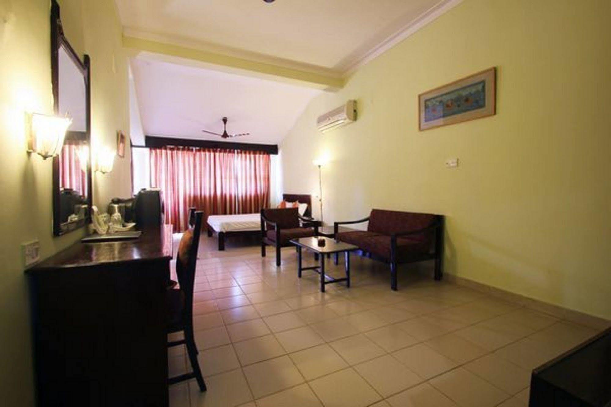 Hotel Coorg International Madikeri Exterior photo