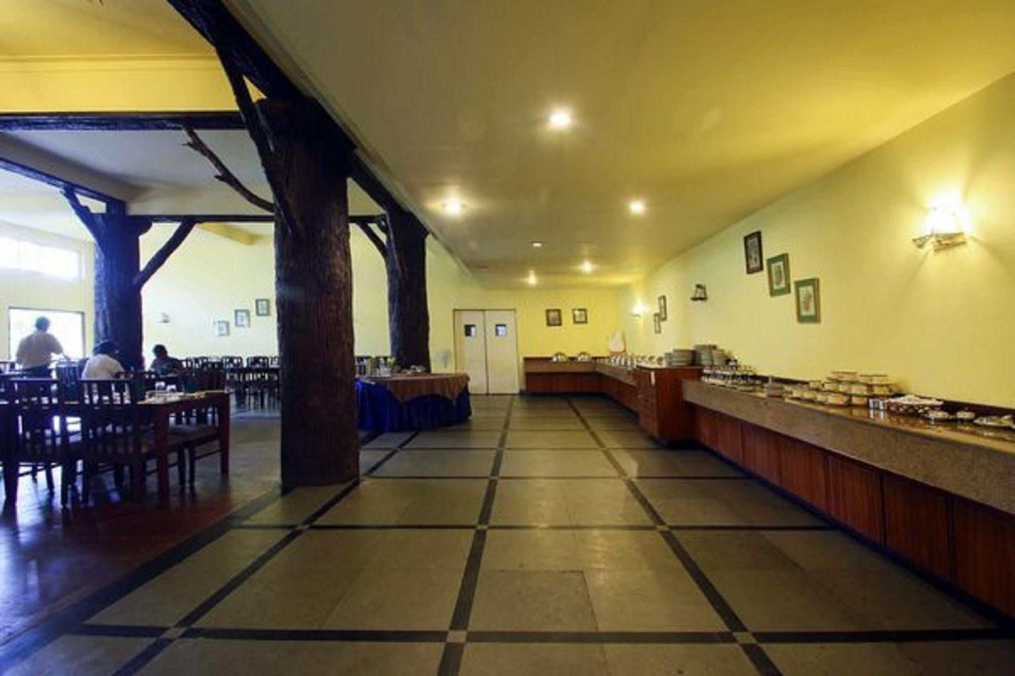 Hotel Coorg International Madikeri Exterior photo